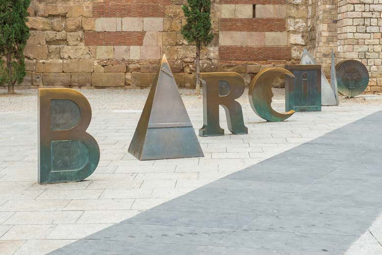 Mura dell'antica Barcino romana