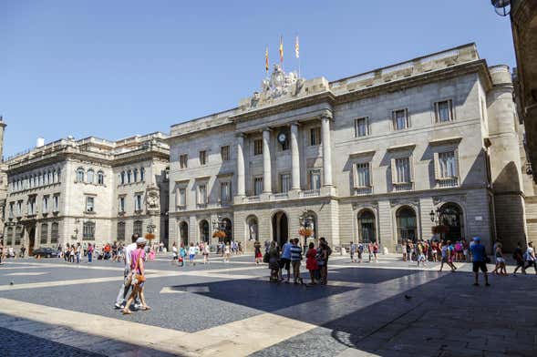 Tour di Palazzo Güell, La Rambla e La Boqueria